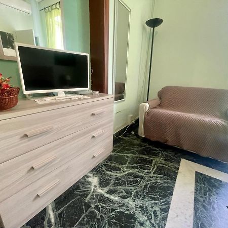 Maya'S Apartment Close To Ballaro Market And Central Station Palermo Eksteriør billede