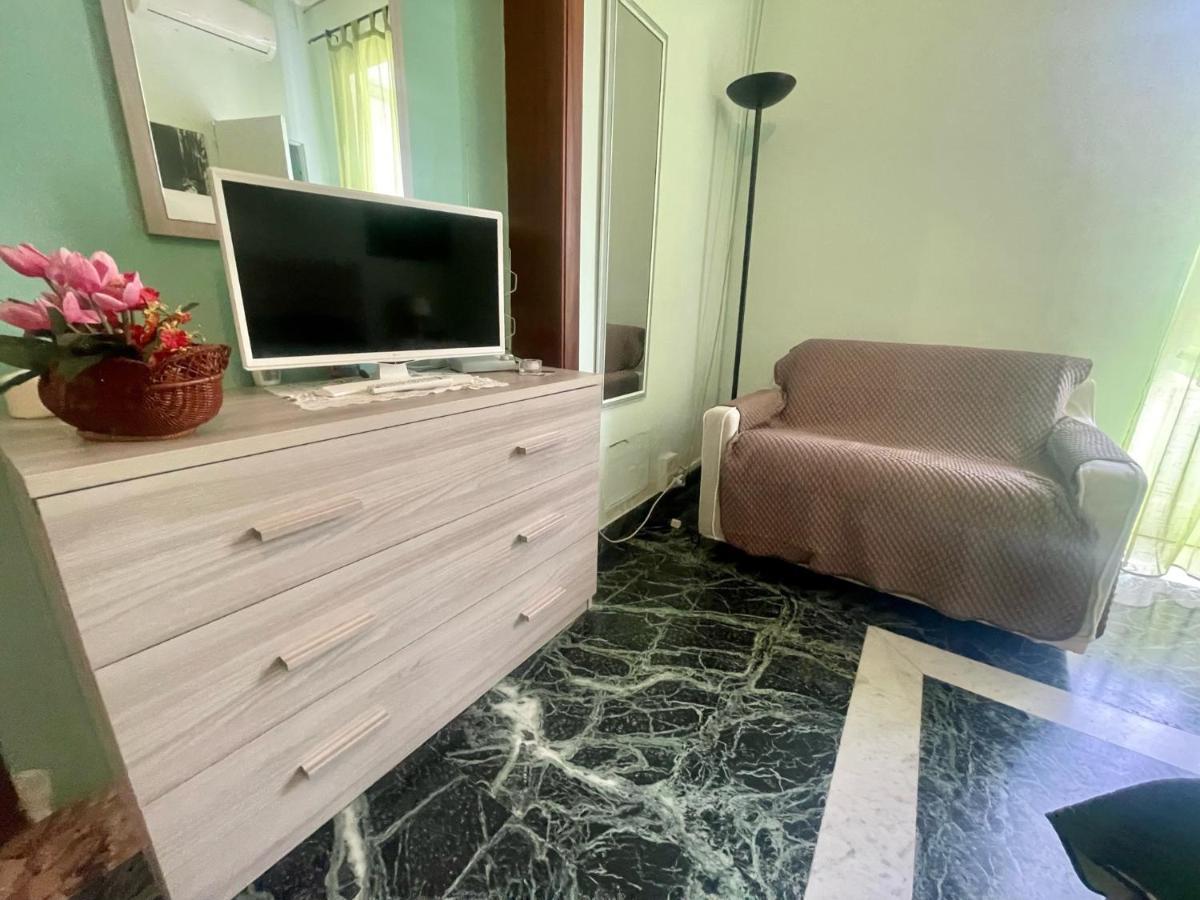 Maya'S Apartment Close To Ballaro Market And Central Station Palermo Eksteriør billede