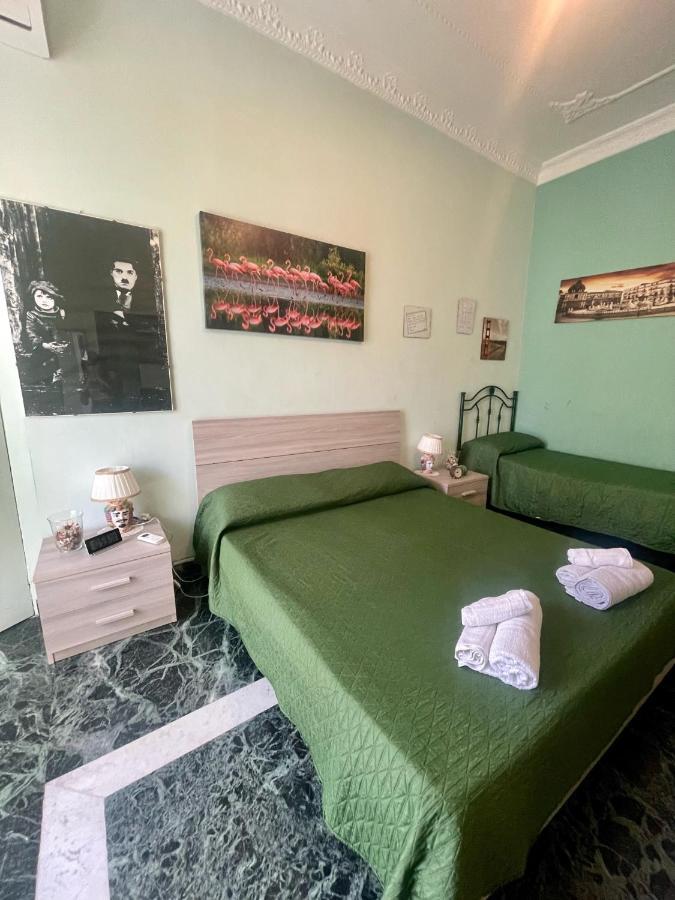 Maya'S Apartment Close To Ballaro Market And Central Station Palermo Eksteriør billede