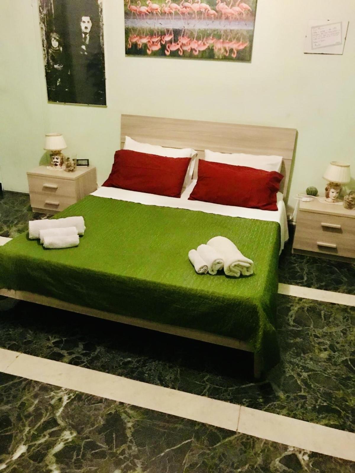 Maya'S Apartment Close To Ballaro Market And Central Station Palermo Eksteriør billede